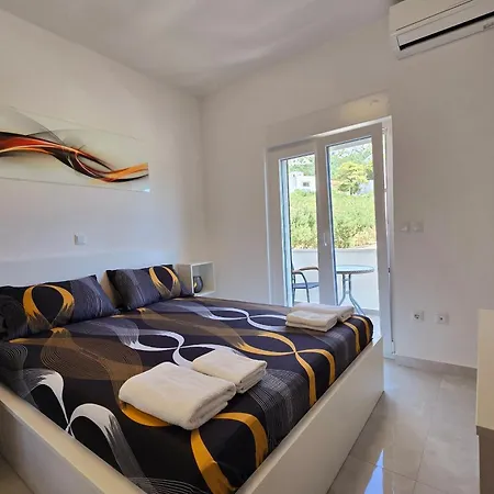 With Parking Space - 25063 Lejlighed