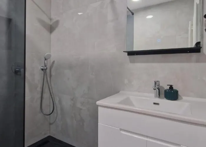 With Parking Space - 25063 Lejlighed Makarska