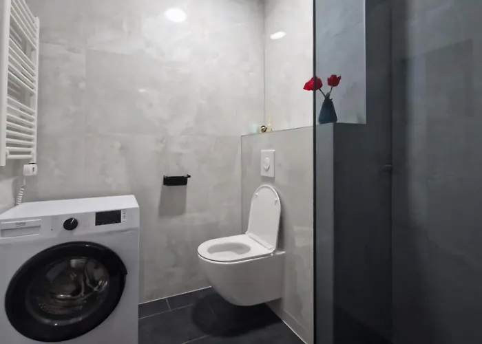 With Parking Space - 25063 Makarska